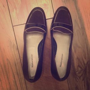 Naturalized brown loafer style heel size 7.5m